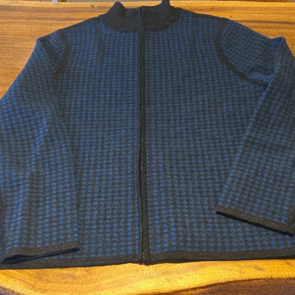 Pendleton Blue and Black Houndstooth Zip Cardigan